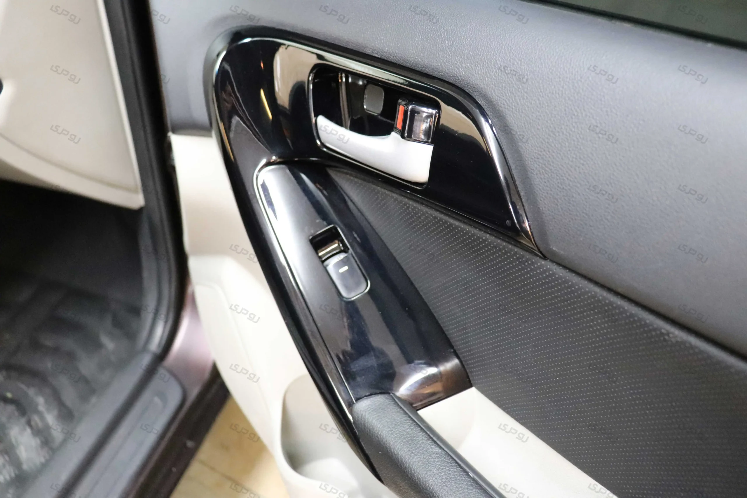 هیدروگرافیک سراتو کوپه مشکی