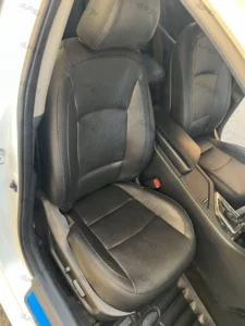 تودوزی داخل ماشین