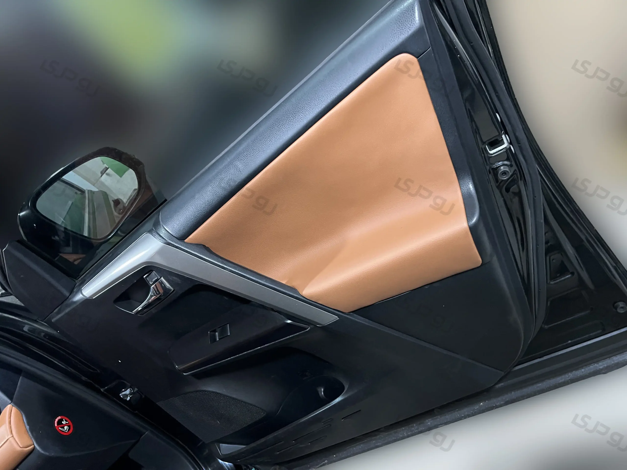 رودری تویوتا RAV 4